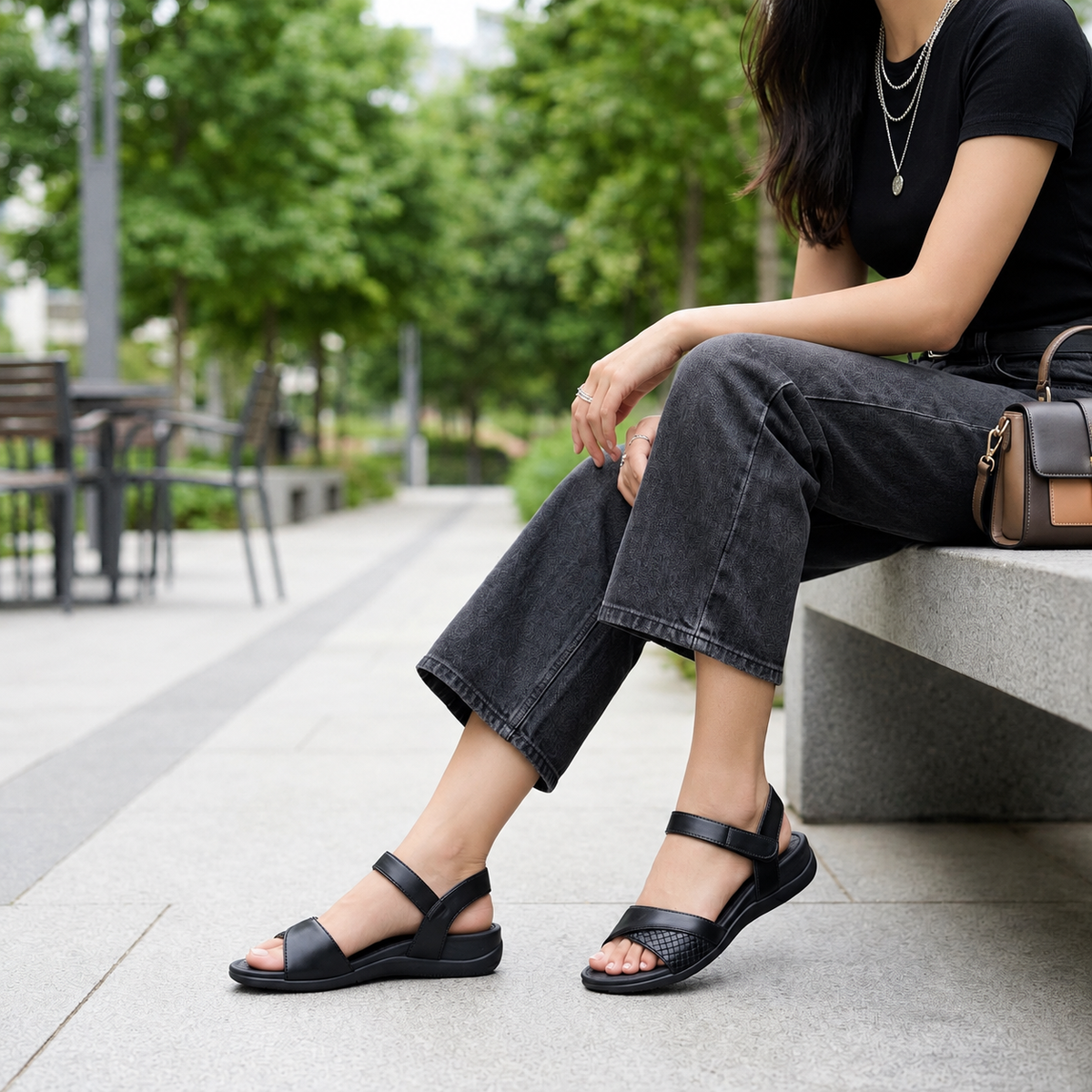 GRACE – Black