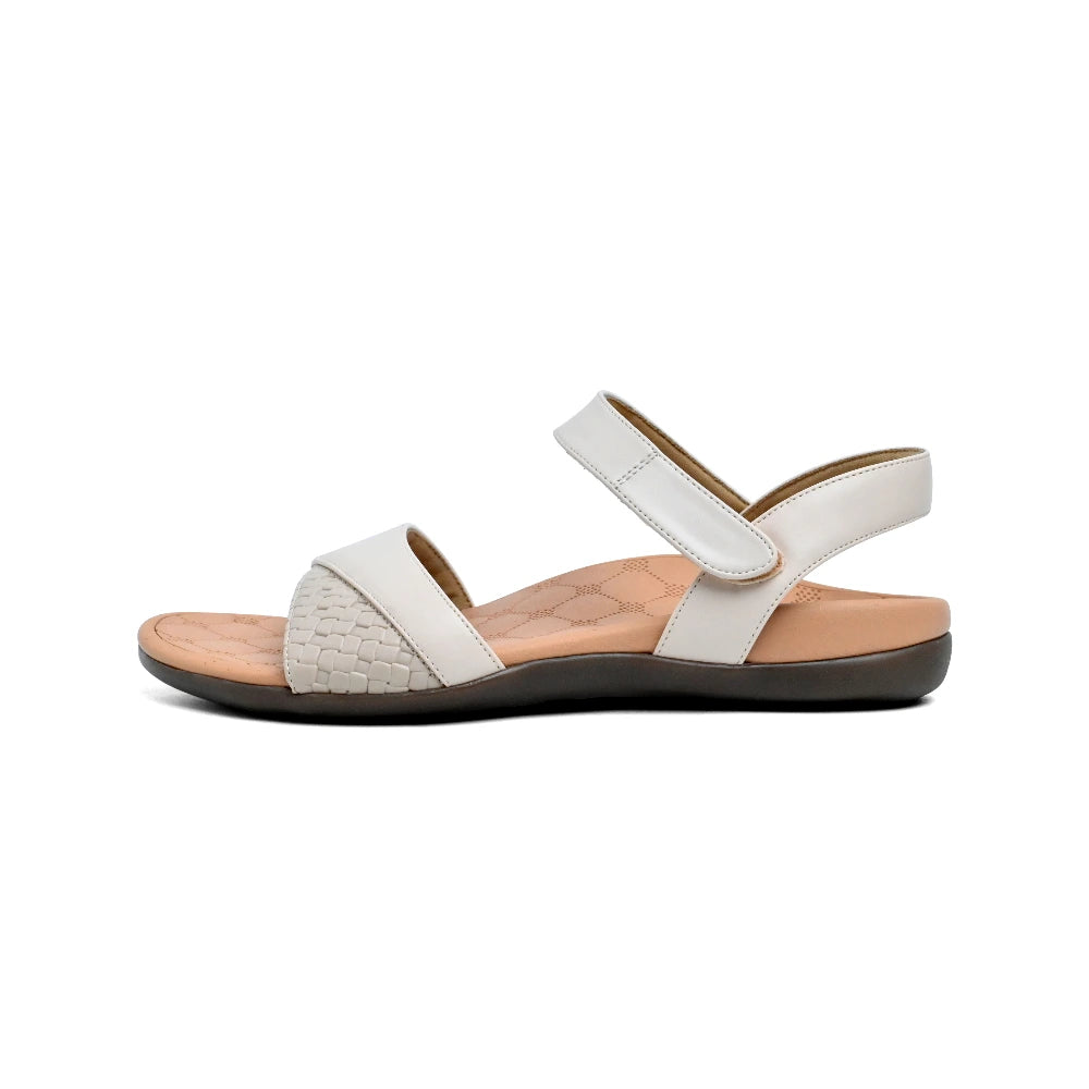 GRACE – Off White